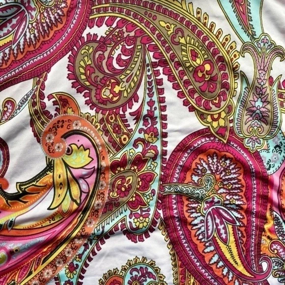 Venus Colorful Paisley Racerback Hi Lo Tank Top - Picture 4 of 9